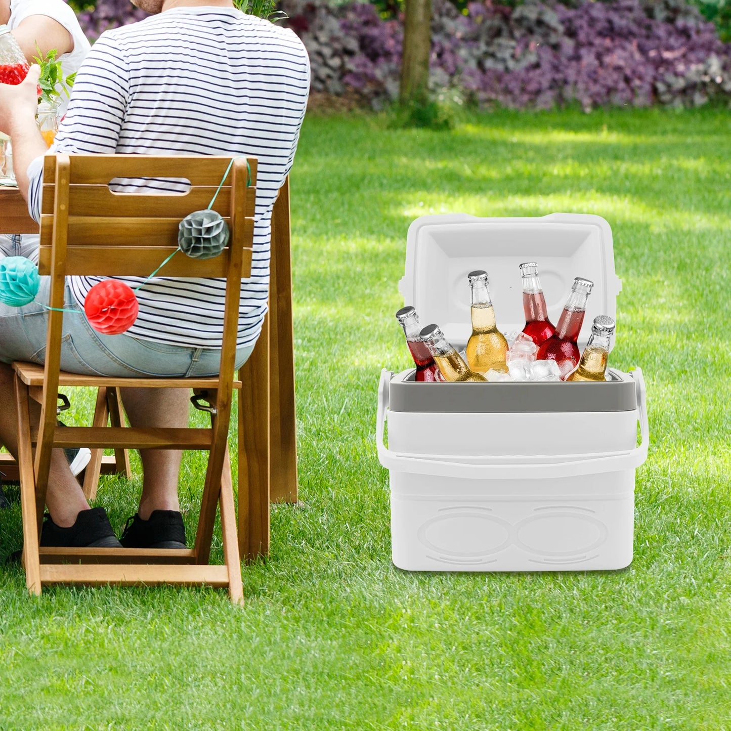 Portable 8.5L Insulated Cooler Box for Camping and Outdoor Fun